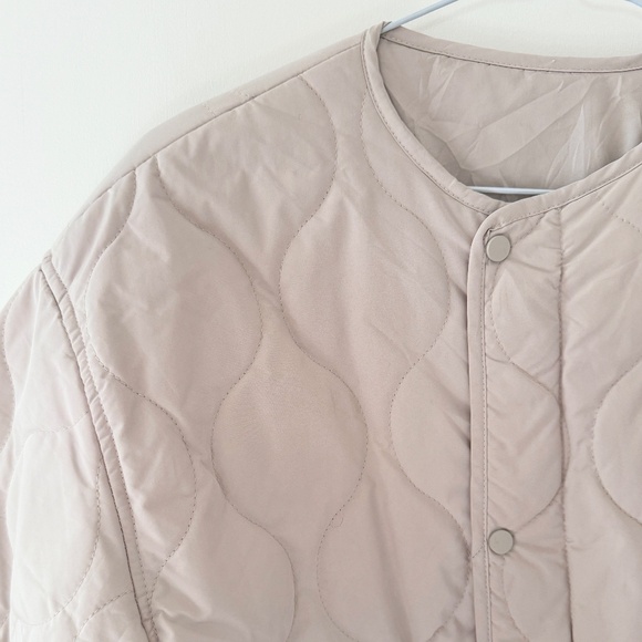 Cropped Quilted Neutral Off White Jacket with Patch Pockets S - Picture 2 of 3